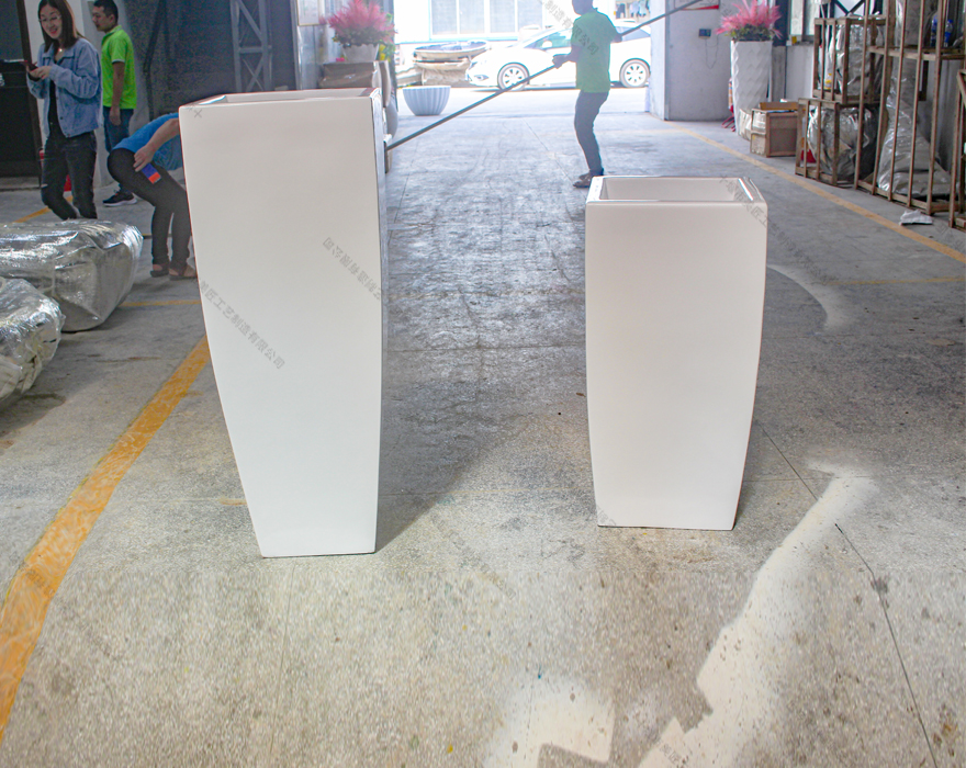 白色方形長花槽